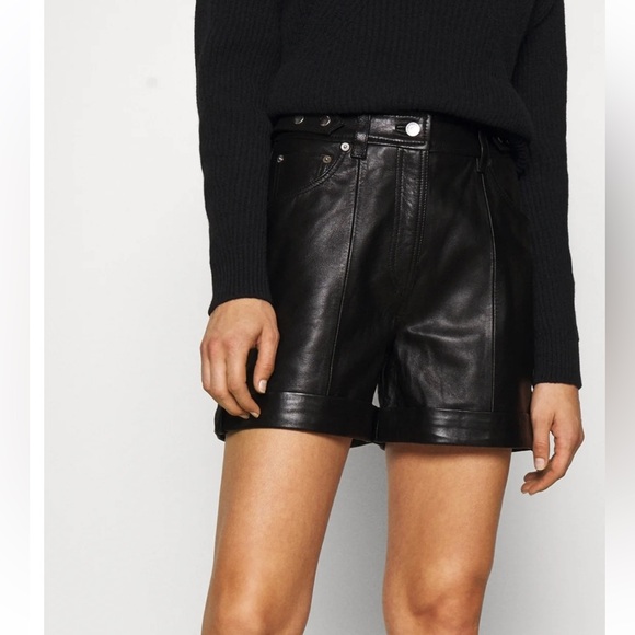 THE KOOPLES Paris Lambskin Shorts. Size: 1 🖤 - Picture 4 of 16
